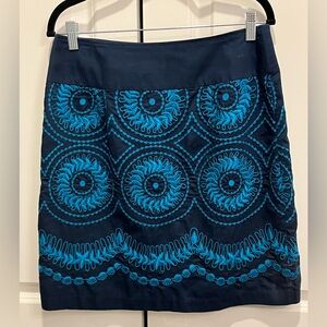 Liz Claiborne Navy Mini Skirt with Teal Embroidery Size 8 Cotton